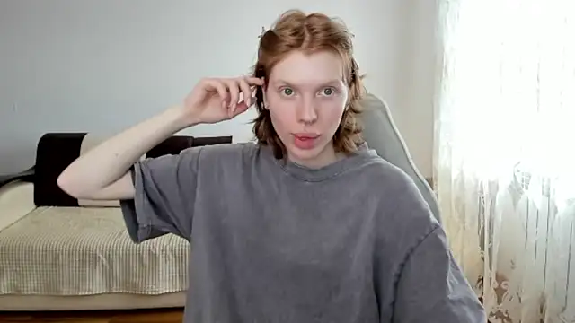 Snapshot of StellaDavis chatting on 04-18-26, 11:01 StellaDavis online show from 04-18-26, 11:01