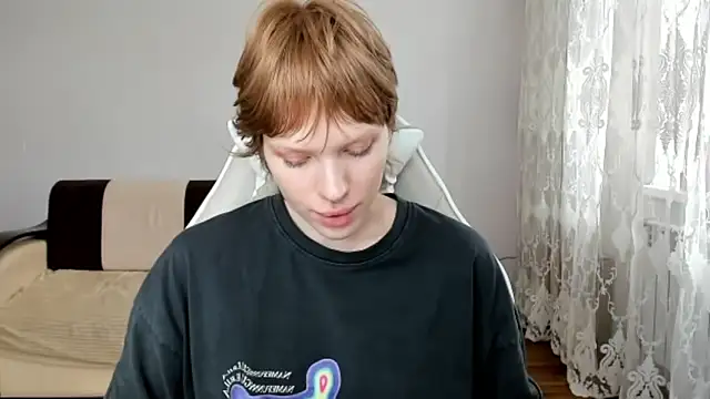 Snapshot of StellaDavis chatting on 05-24-26, 12:05 StellaDavis online show from 05-24-26, 12:05
