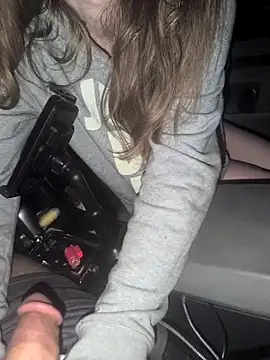 Snapshot of AriellaTaylor chatting on 10-20-25, 06:26 AriellaTaylor online show from 10-20-25, 06:26