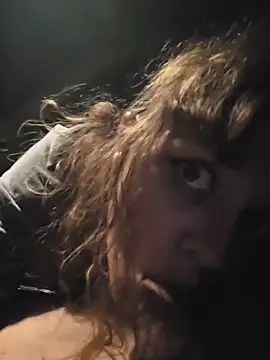 Snapshot of AriellaTaylor chatting on 10-28-25, 04:35 AriellaTaylor online show from 10-28-25, 04:35