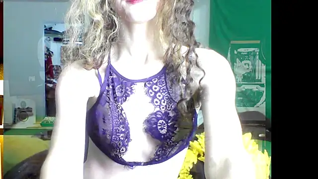 Snapshot of AriellaTaylor chatting on 03-15-25, 10:03 AriellaTaylor online show from 03-15-25, 10:03