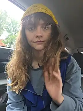 Snapshot of AriellaTaylor chatting on 10-27-25, 04:30 AriellaTaylor online show from 10-27-25, 04:30