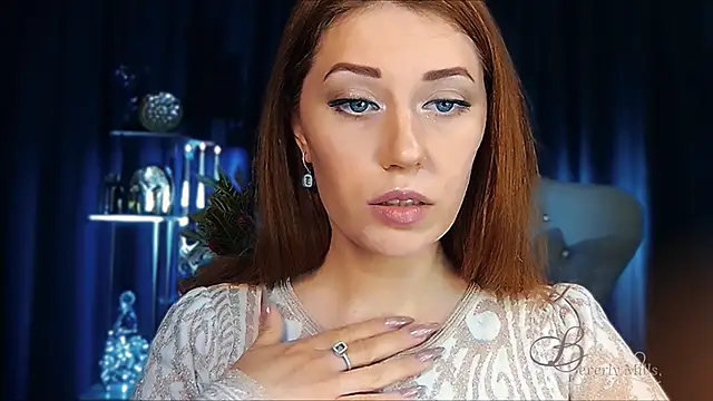 MissBeverlyMills online show from 04-11-26, 12:53