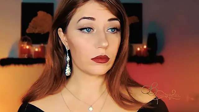 MissBeverlyMills online show from 11-02-25, 02:27