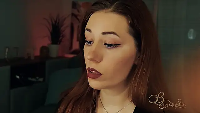 MissBeverlyMills online show from 01-11-26, 05:36