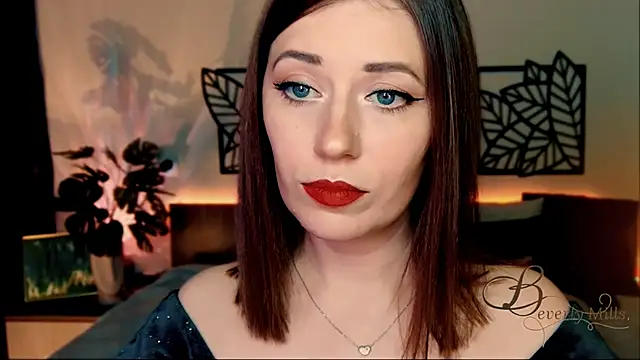 MissBeverlyMills online show from 12-14-24, 04:41