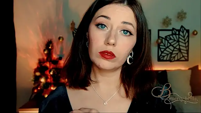 MissBeverlyMills online show from 01-01-25, 06:49