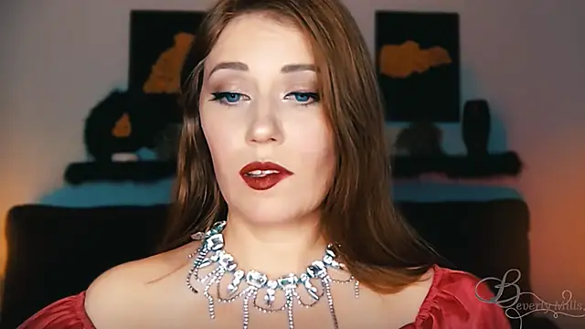 MissBeverlyMills online show from 09-12-25, 06:29
