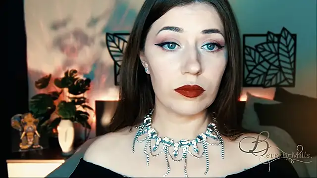 MissBeverlyMills online show from 02-09-25, 04:29