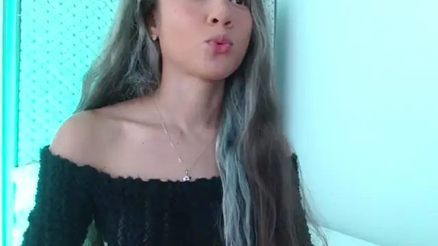 Snapshot of hantonella_ chatting on 06-01-26, 12:05 hantonella online show from 06-01-26, 12:05