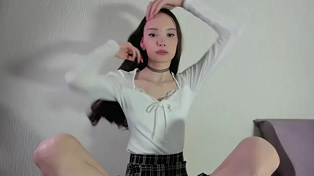 Twulya online show from 04-22-26, 02:57