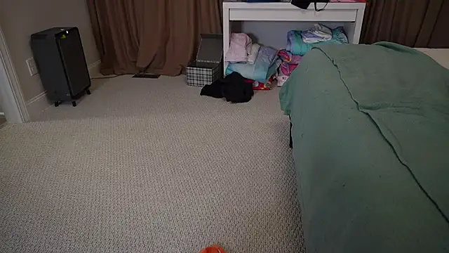 MaggieMayI89 online show from 04-19-26, 02:12