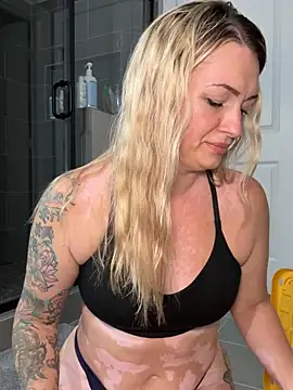 MaggieMayI89 online show from 07-17-26, 06:16