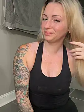 MaggieMayI89 online show from 07-11-26, 12:49