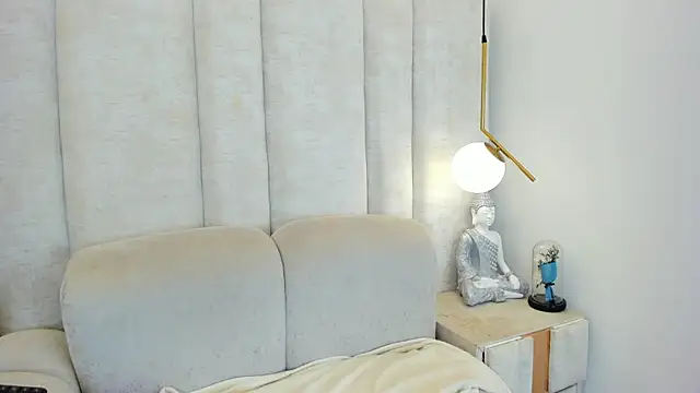 im giselle  online show from 03-25-26, 05:29