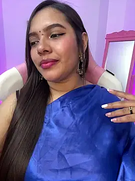 krishaa  online show from 03-25-26, 04:39