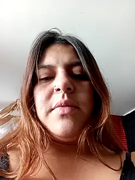 Snapshot of _poison_sweet chatting on 10-15-25, 05:32 poison sweet online show from 10-15-25, 05:32