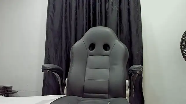 andrew rose  online show from 02-26-25, 06:26