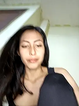 Snapshot of Anahi_cake chatting on 03-21-25, 01:23 Anahi cake online show from 03-21-25, 01:23