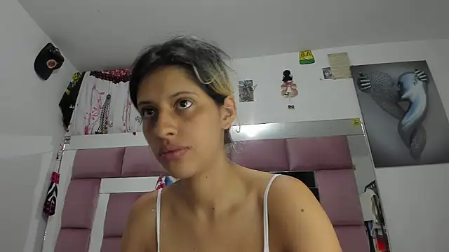 Snapshot of bigcock_iris08 chatting on 09-14-25, 10:48 bigcock iris08 online show from 09-14-25, 10:48