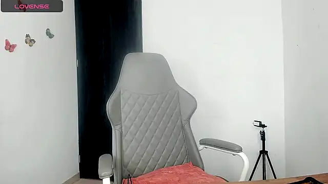 Nala j8 online show from 11-04-25, 01:37