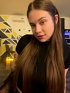 Vikki toriya online show from 09-26-25, 09:21