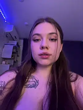 Vikki toriya online show from 03-21-25, 10:39