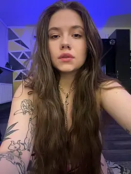 Vikki toriya online show from 11-07-25, 01:32