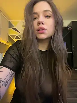 Vikki toriya online show from 11-05-25, 01:09