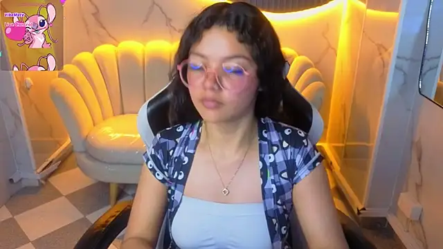 victoria castillo b online show from 03-02-26, 07:54