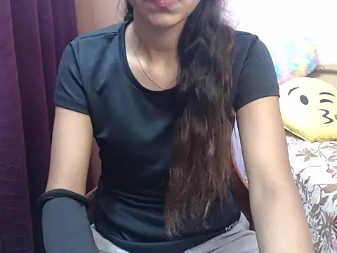 Angel kiyara online show from 10-19-25, 10:01