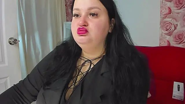 Snapshot of MonaSteele chatting on 03-15-25, 05:30 MonaSteele online show from 03-15-25, 05:30