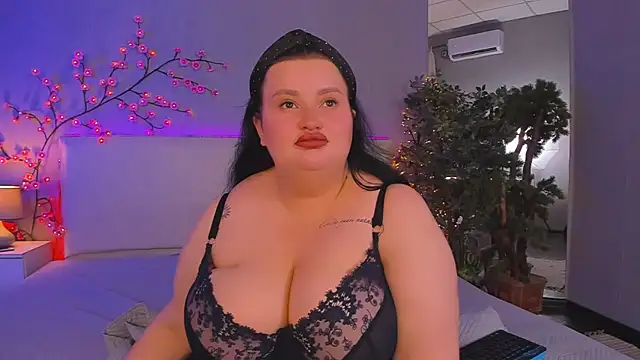 Snapshot of MonaSteele chatting on 05-12-26, 12:11 MonaSteele online show from 05-12-26, 12:11