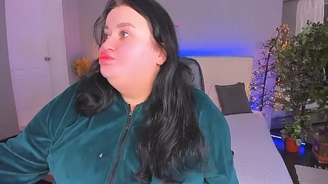 Snapshot of MonaSteele chatting on 02-03-26, 06:22 MonaSteele online show from 02-03-26, 06:22