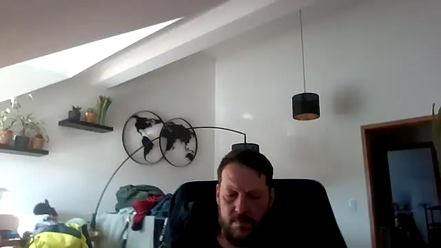 Snapshot of BennyLommy chatting on 03-19-26, 02:50 BennyLommy online show from 03-19-26, 02:50