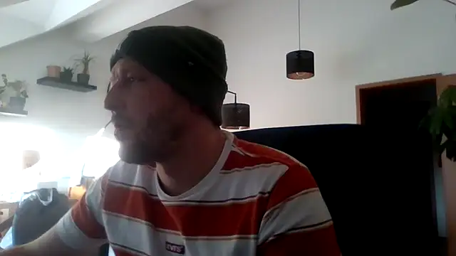 Snapshot of BennyLommy chatting on 02-05-26, 03:08 BennyLommy online show from 02-05-26, 03:08