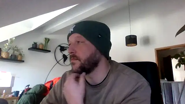 Snapshot of BennyLommy chatting on 03-13-26, 09:25 BennyLommy online show from 03-13-26, 09:25