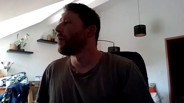 BennyLommy online show from 07-16-26, 02:03