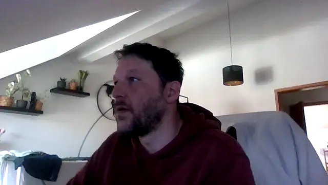 Snapshot of BennyLommy chatting on 04-30-26, 09:05 BennyLommy online show from 04-30-26, 09:05