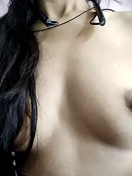 Snapshot of Kiritika_1 chatting on 06-09-26, 02:45 Kiritika 1 online show from 06-09-26, 02:45