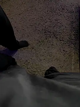 Bjuiced online show from 11-04-25, 02:37