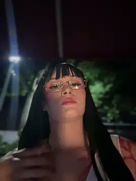 Snapshot of Electra_doll_ chatting on 03-01-25, 12:50 Electra doll online show from 03-01-25, 12:50