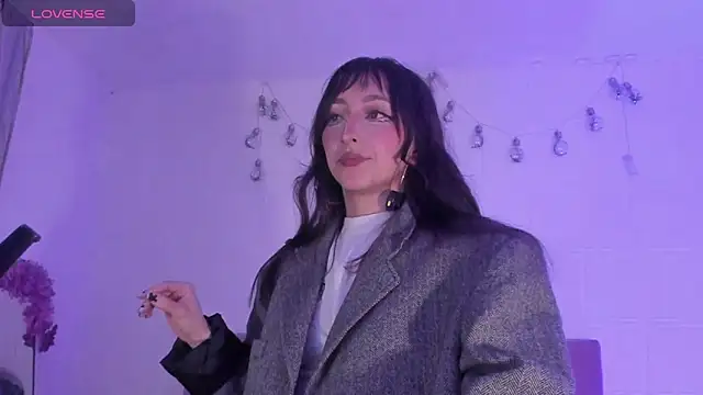 v1cky  online show from 04-15-26, 12:16