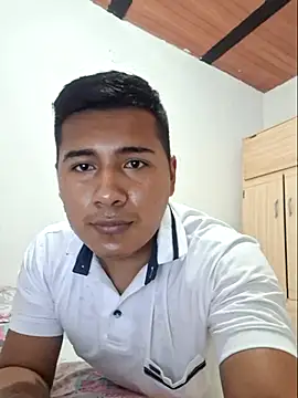 Snapshot of Willner08 chatting on 02-27-25, 03:29 Willner08 online show from 02-27-25, 03:29