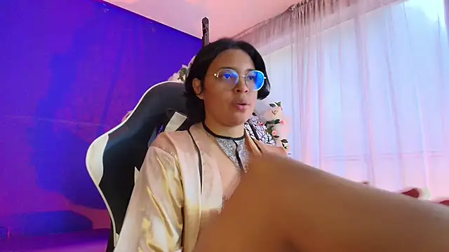 Emmapark  online show from 02-17-26, 07:44