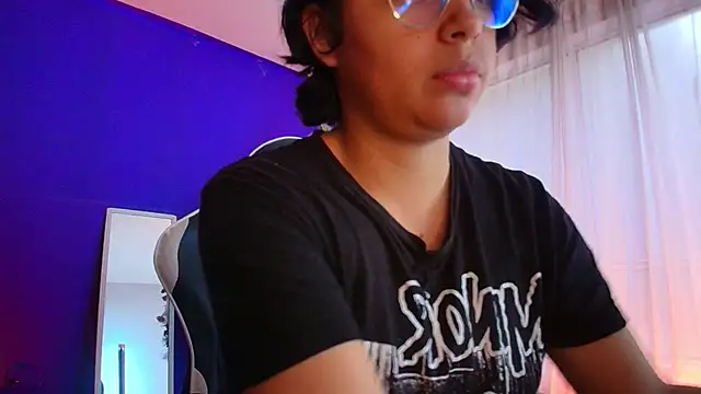 Emmapark  online show from 01-31-26, 07:23