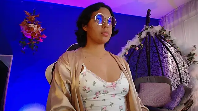 Emmapark  online show from 04-10-26, 06:37