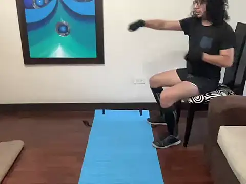 littlelatinhunter online show from 11-21-25, 11:42