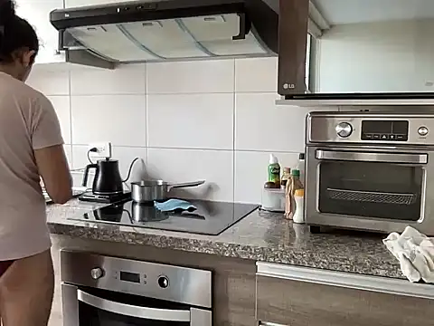 littlelatinhunter online show from 01-06-26, 01:04