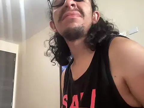 littlelatinhunter online show from 10-22-25, 11:42